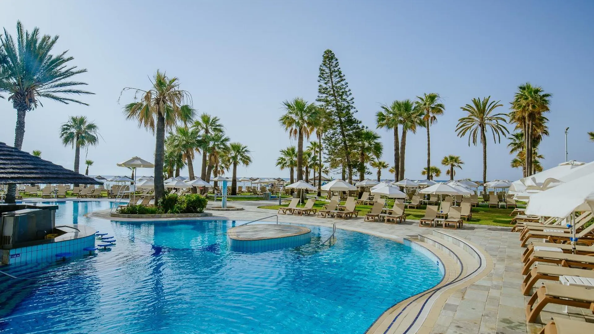 Golden Bay Beach Hotel Larnaca