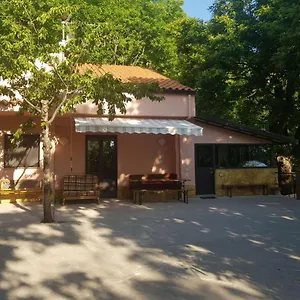  Casa vacanze La Casetta Nel Bosco Per Turisti Italia
