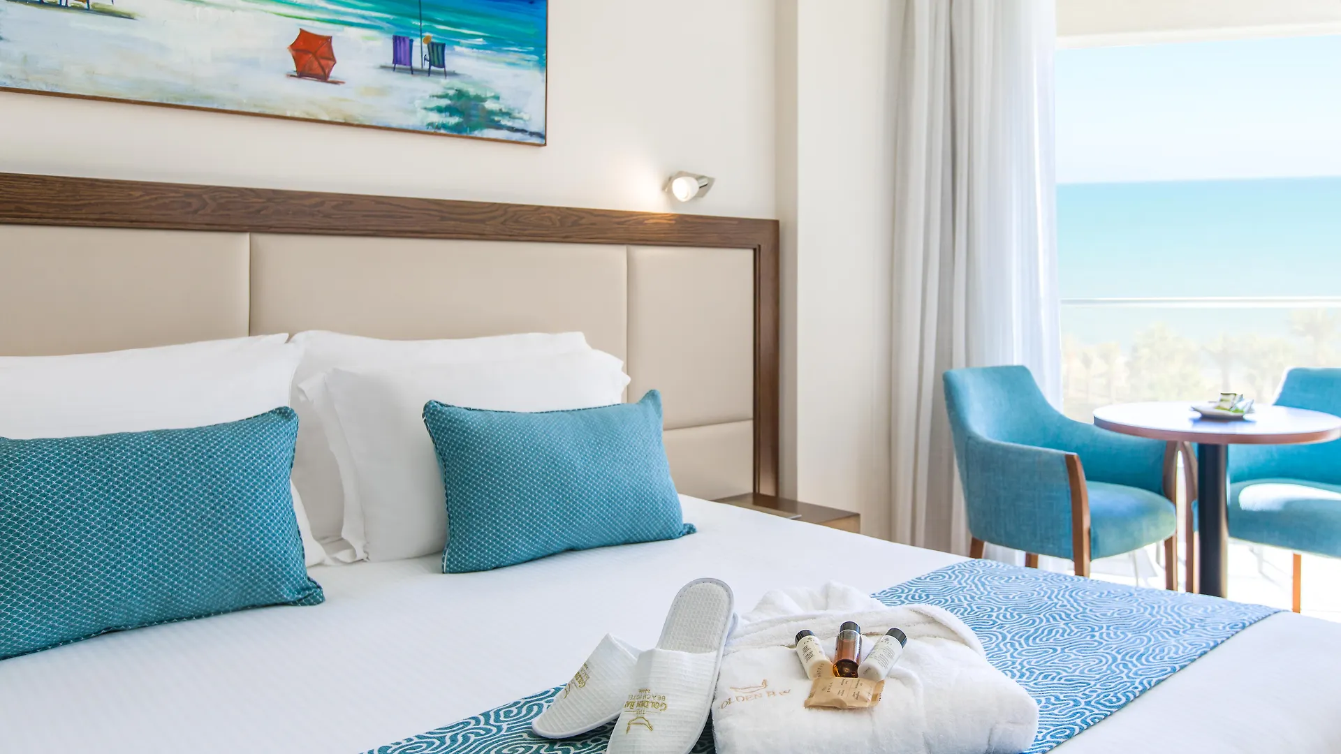 Rezort Golden Bay Beach Hotel Larnaca